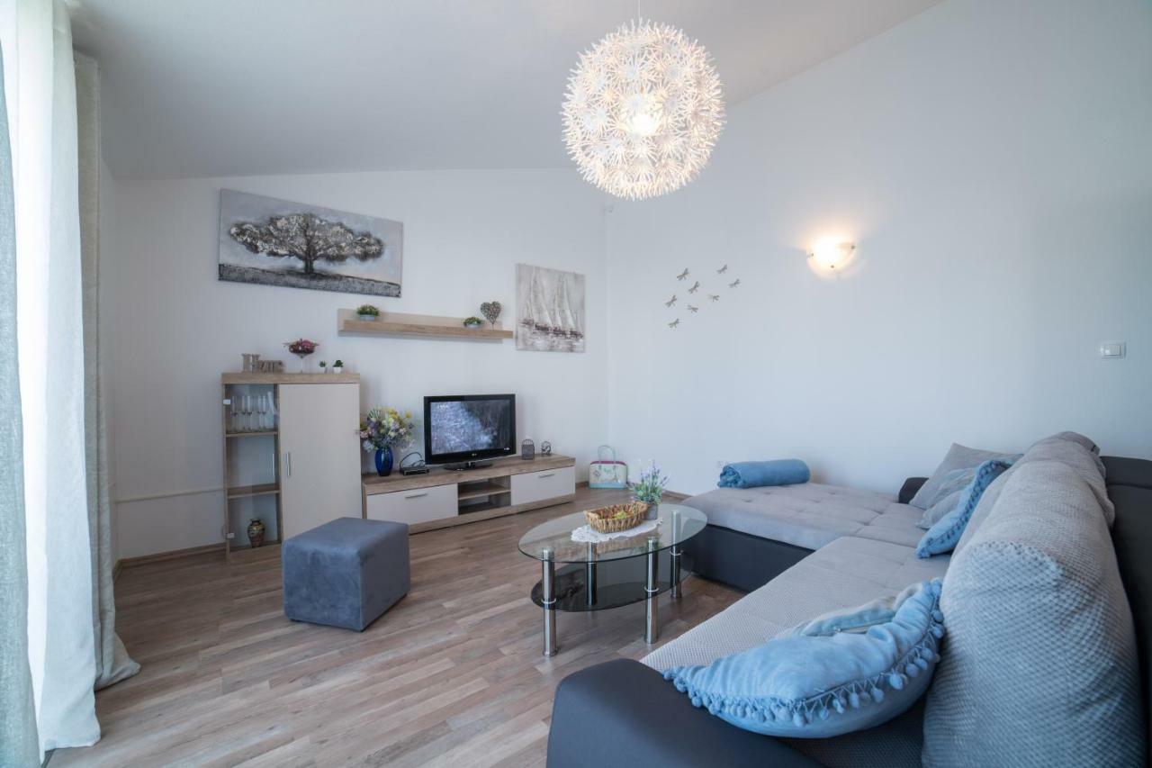 Apartment Mardi คาชเตลา ภายนอก รูปภาพ